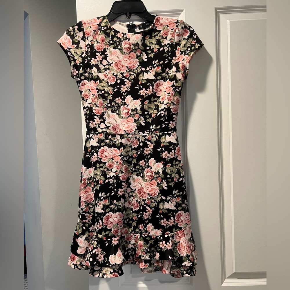 Aqua Black Dress Pink Floral size S fits like XS Flounce Hem Worn Once EEUC